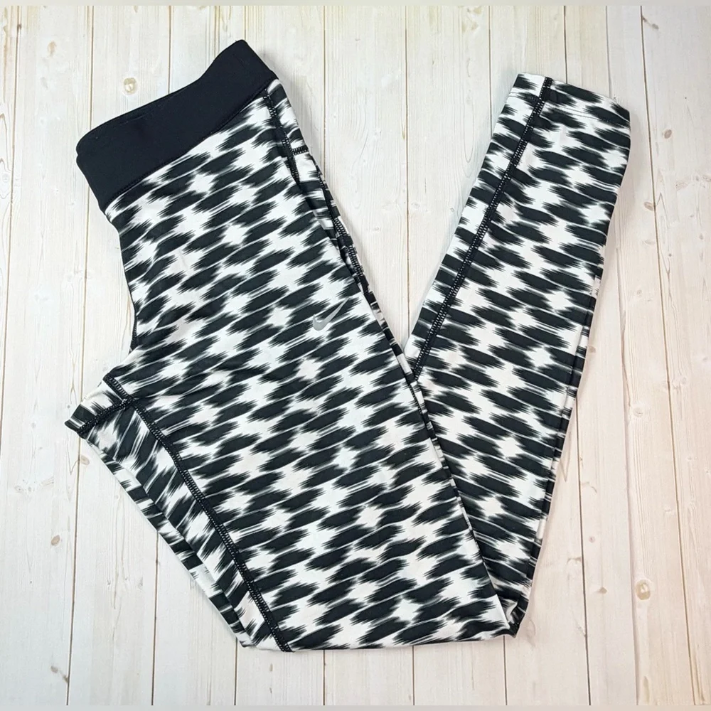 Nike Printed Relay Dri-FIT Training Leggings Size Small